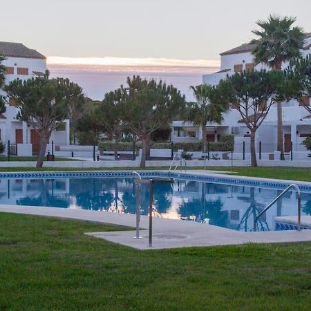 Precioso Apartamento A 700 M Del Mar Chiclana de la Frontera Kültér fotó